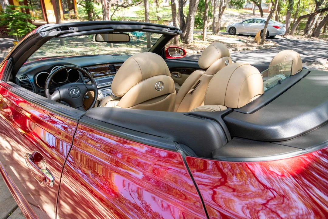 2008 Lexus SC430 - Image 26 of 31