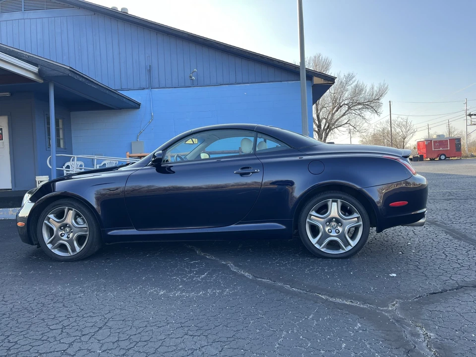 2008 Lexus SC430 - Image 17 of 31