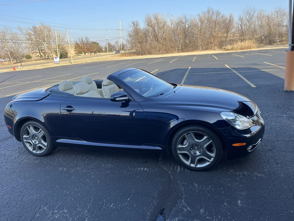 2008 Lexus SC430 - Image 29 of 31