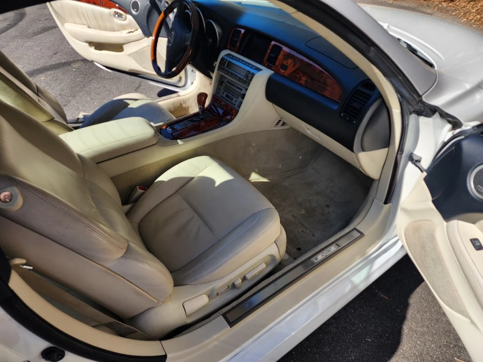 2008 Lexus SC430 - Image 27 of 31