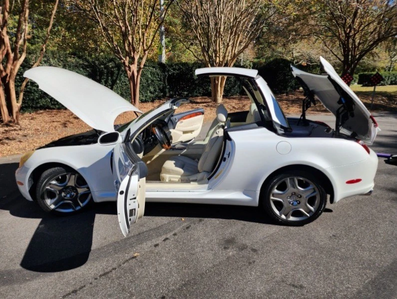 2008 Lexus SC430 - Image 11 of 31