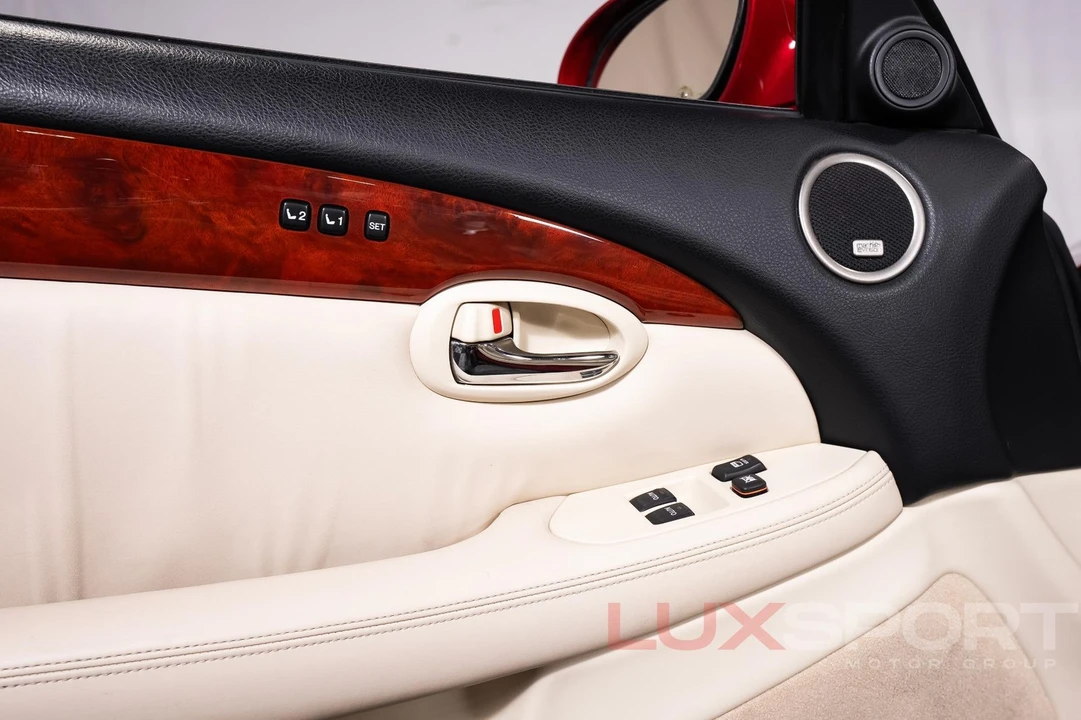 2008 Lexus SC430 - Image 19 of 31