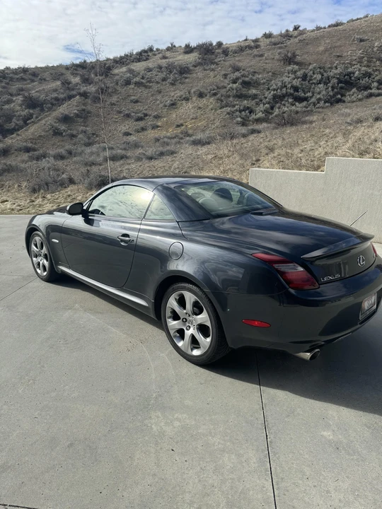 2008 Lexus SC430 - Image 19 of 31