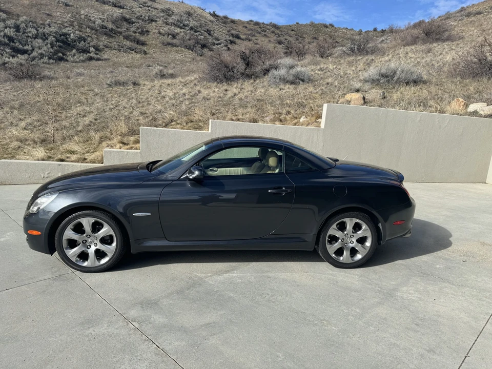 2008 Lexus SC430 - Image 20 of 31