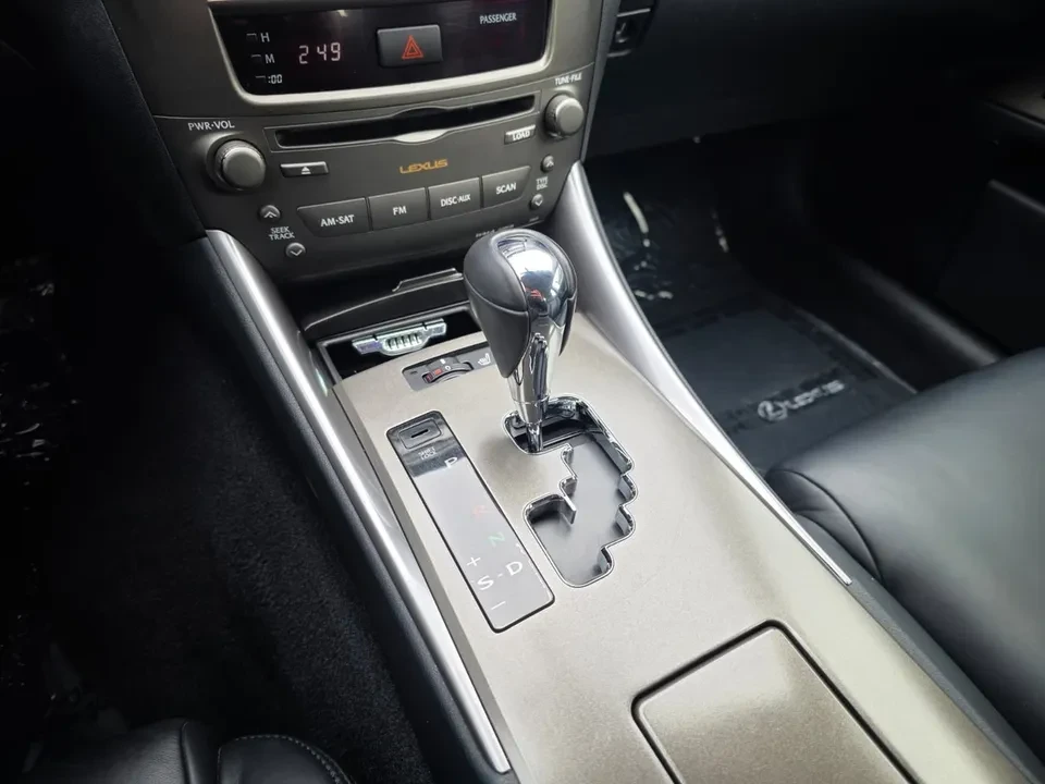 2008 Lexus IS 2nd Gen - Image 10 of 12