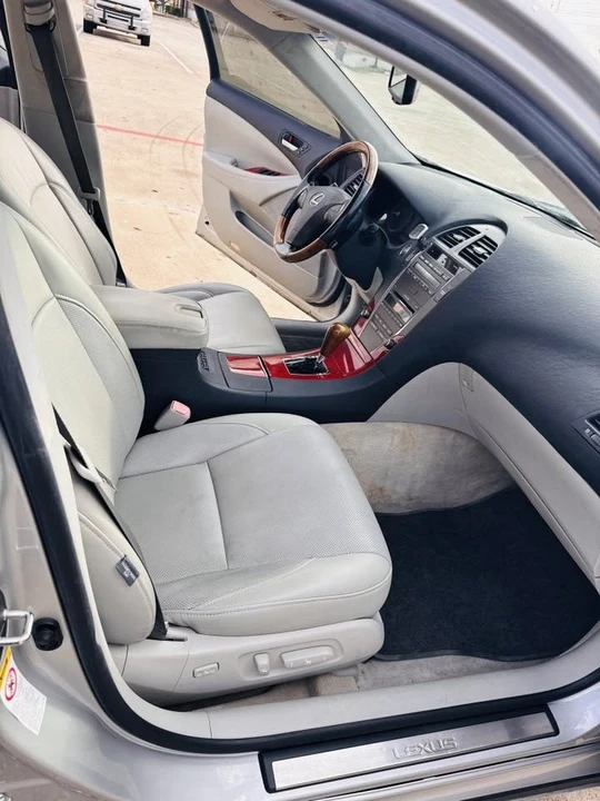 2008 Lexus ES 5th Gen - Image 13 of 18