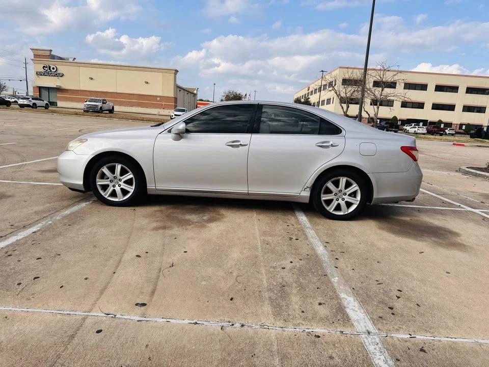 2008 Lexus ES 5th Gen - Image 3 of 18