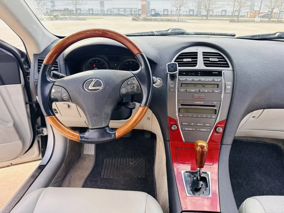 2008 Lexus ES 5th Gen - Image 15 of 18