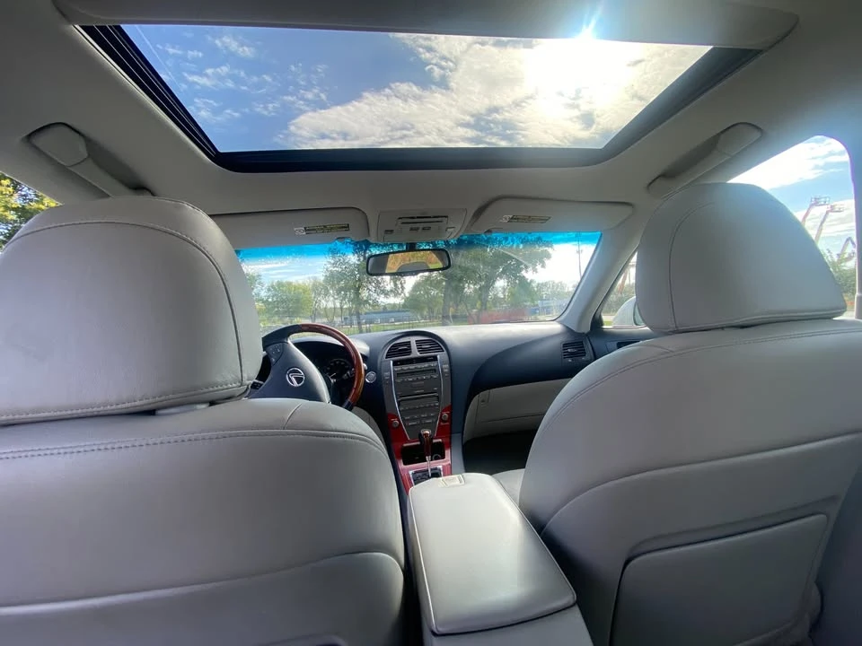 2008 Lexus ES 5th Gen - Image 12 of 15