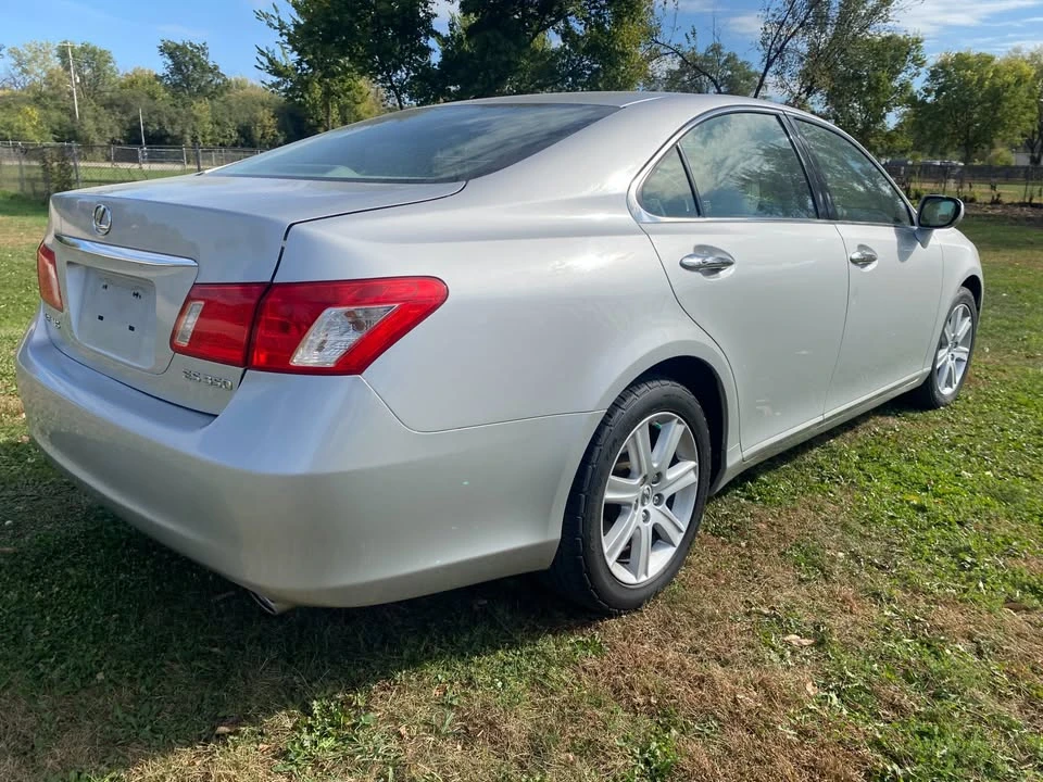 2008 Lexus ES 5th Gen - Image 4 of 15