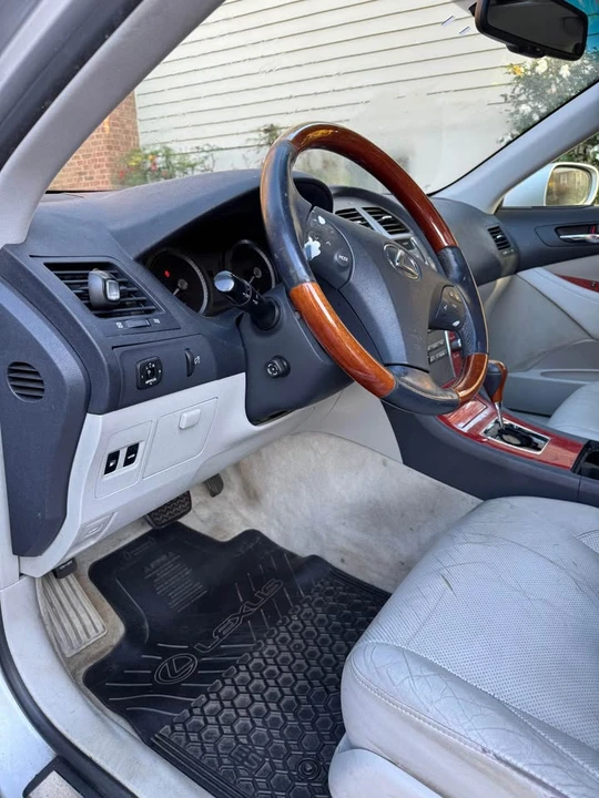 2008 Lexus ES 4th Gen - Image 10 of 14