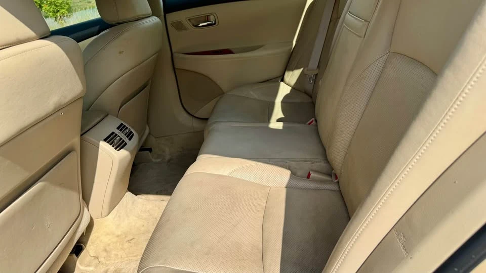 2008 Lexus ES 4th Gen - Image 7 of 8