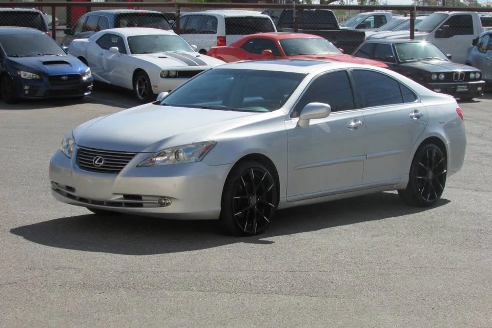2008 Lexus ES 5th Gen - Image 3 of 20