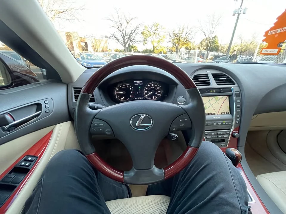 2008 Lexus ES 5th Gen - Image 11 of 18