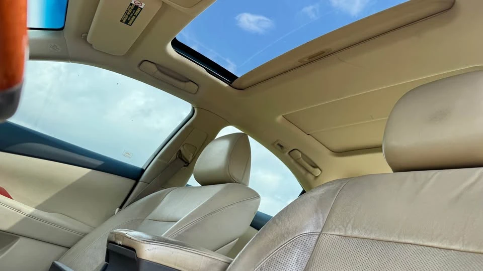2008 Lexus ES 4th Gen - Image 6 of 8