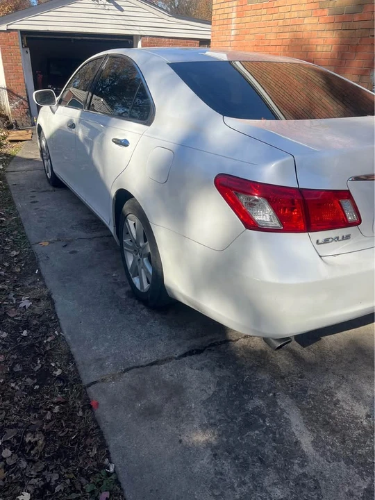 2008 Lexus ES 4th Gen - Image 4 of 9