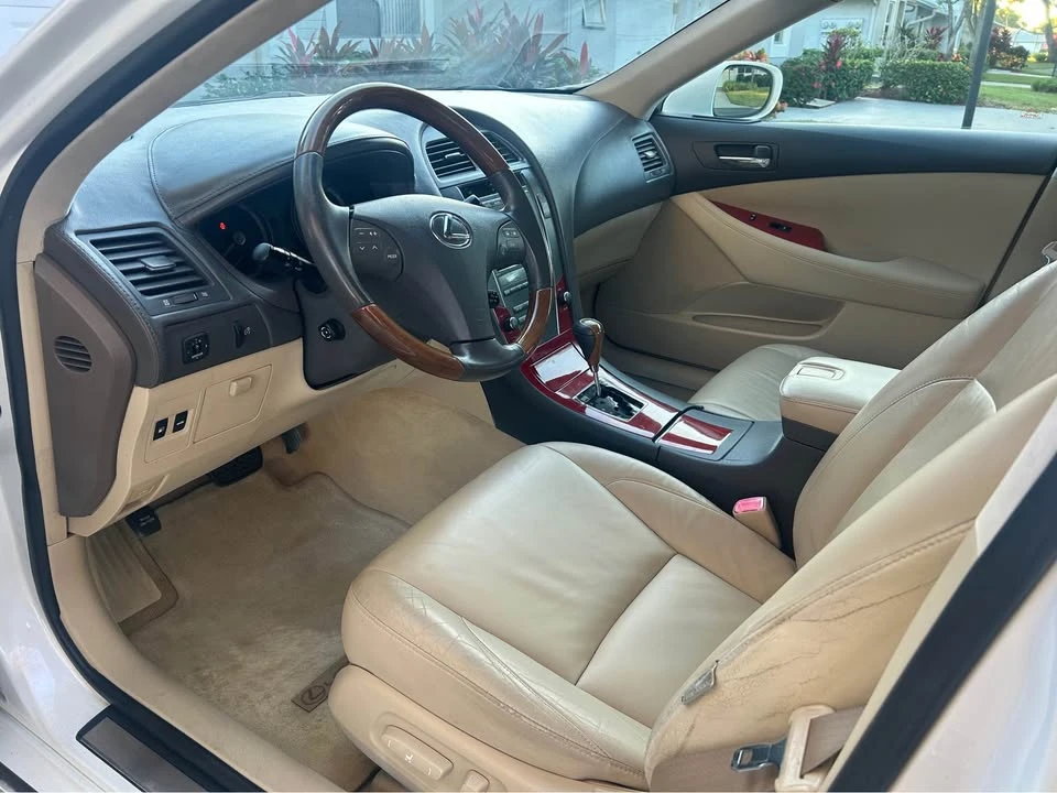 2008 Lexus ES 4th Gen - Image 6 of 15