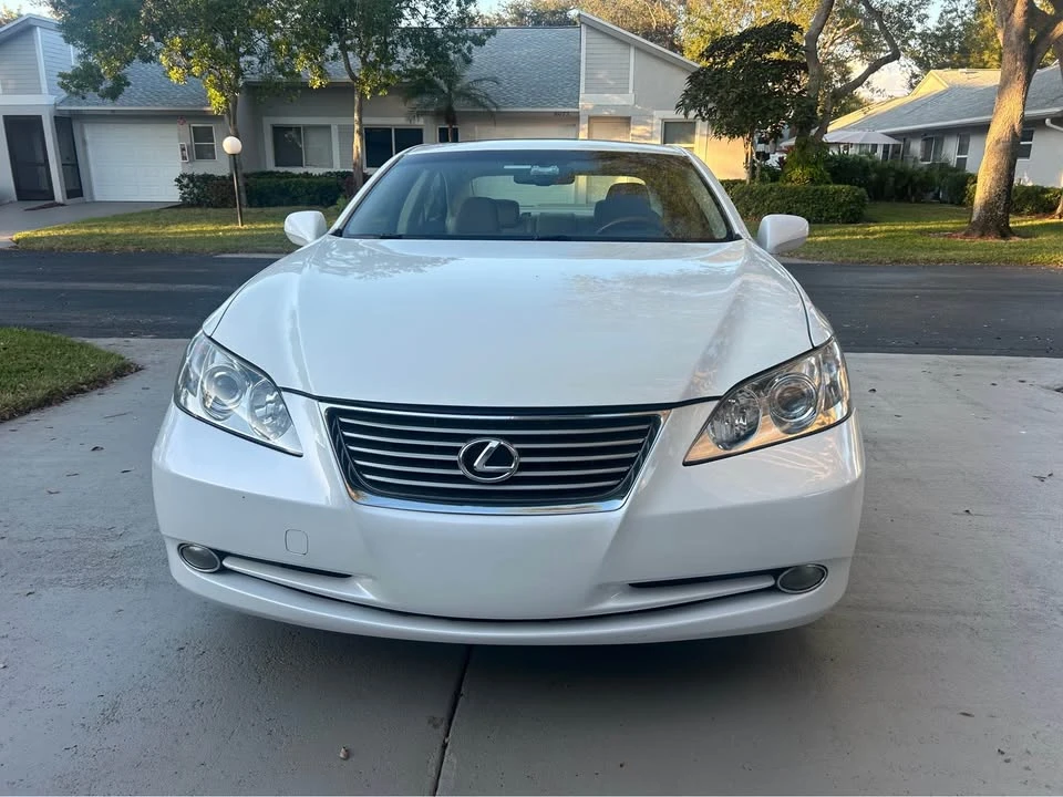 2008 Lexus ES 4th Gen - Image 4 of 15