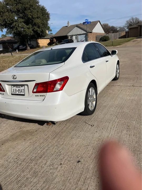 2008 Lexus ES 5th Gen - Image 3 of 10