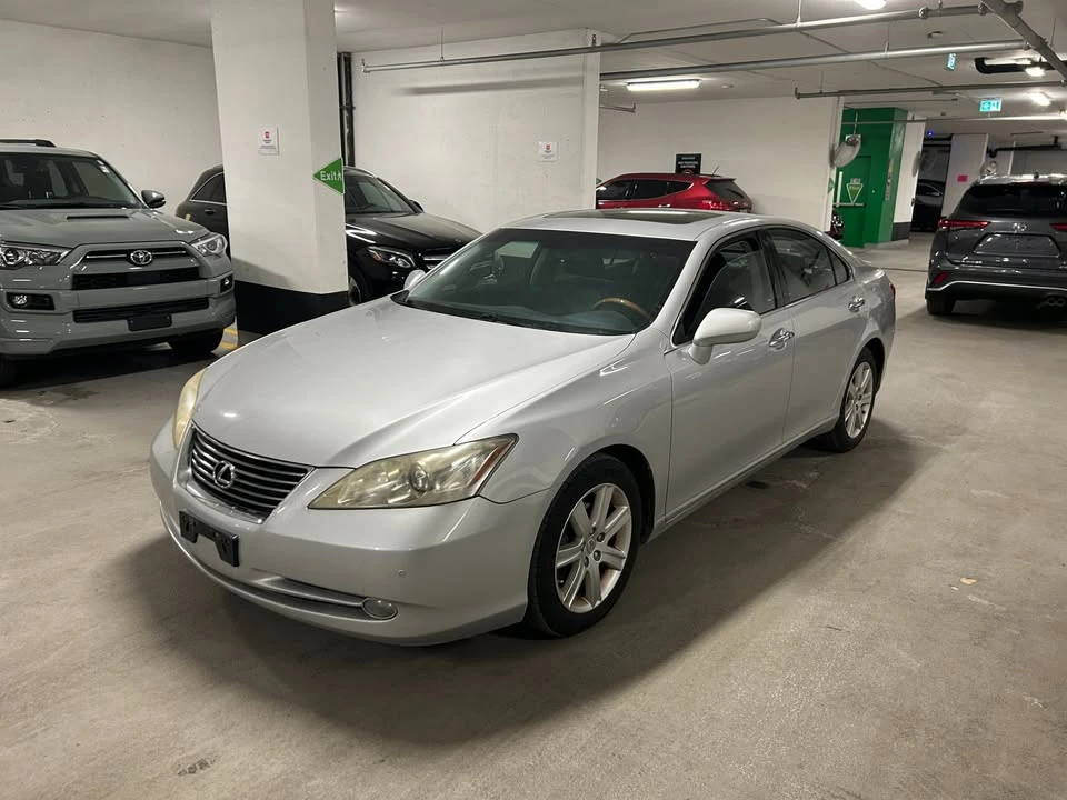 2008 Lexus ES 5th Gen - Image 2 of 13