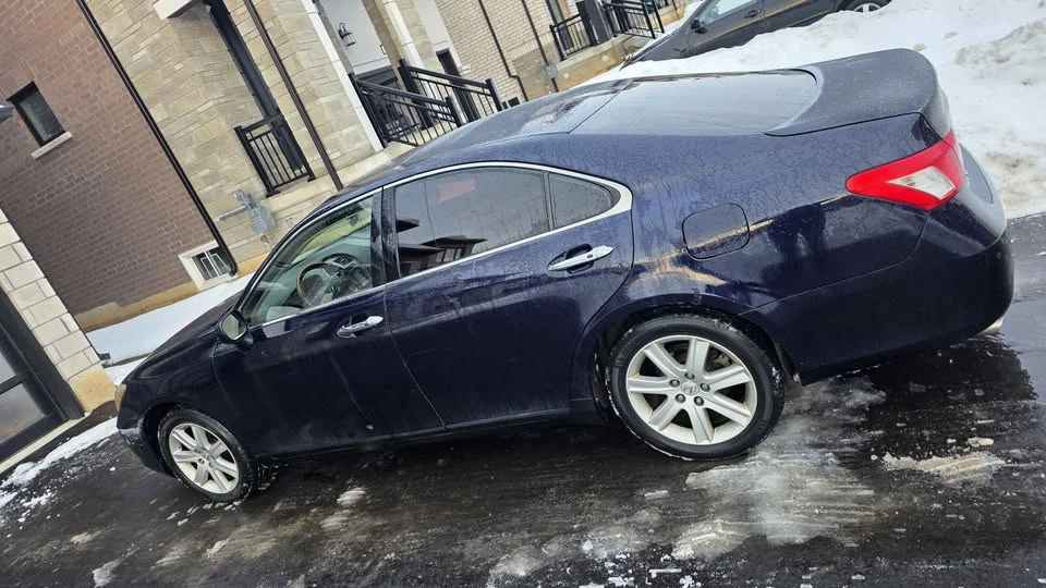 2008 Lexus ES 5th Gen - Image 2 of 9