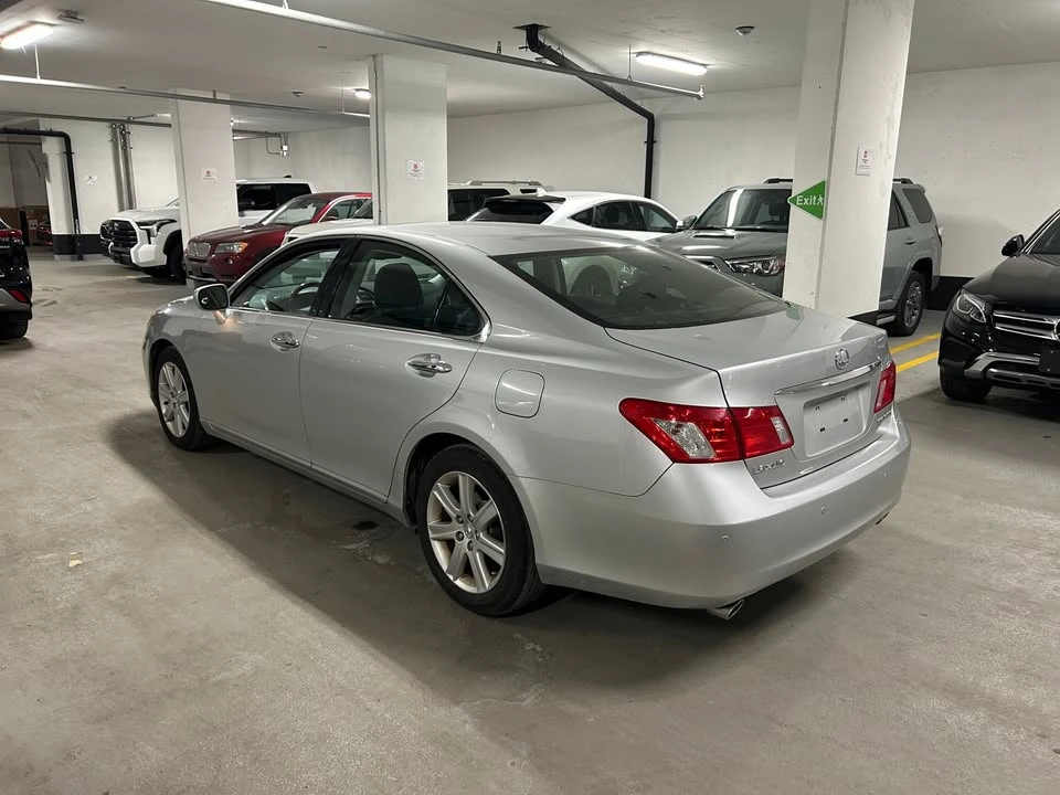 2008 Lexus ES 5th Gen - Image 4 of 13