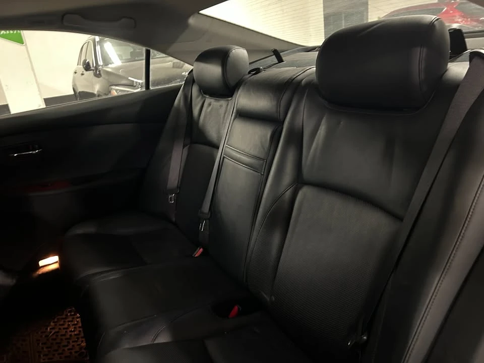 2008 Lexus ES 5th Gen - Image 12 of 13