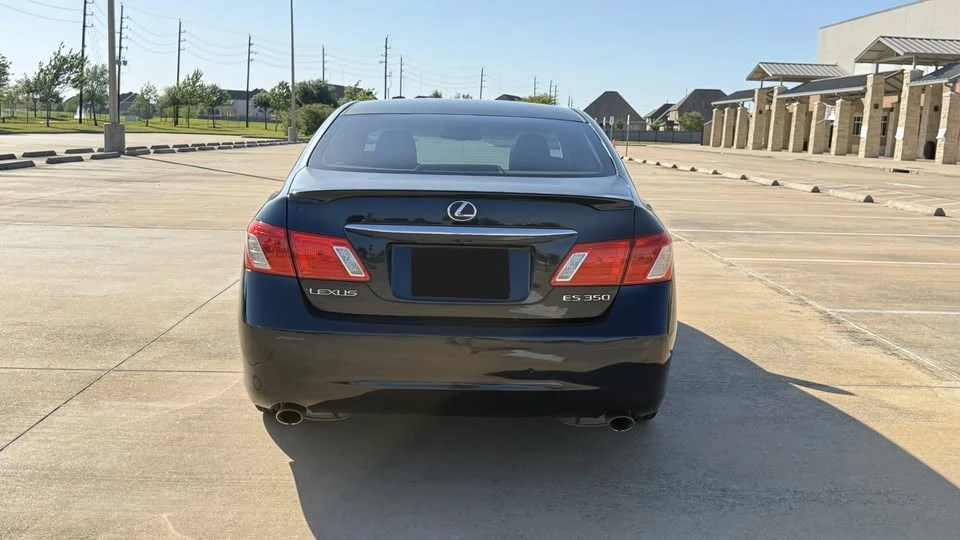 2008 Lexus ES 5th Gen - Image 5 of 11
