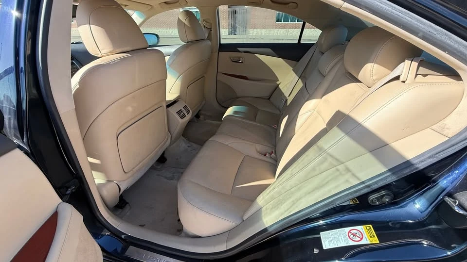 2008 Lexus ES 5th Gen - Image 9 of 11