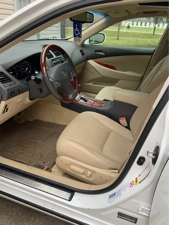 2008 Lexus ES 5th Gen - Image 5 of 6