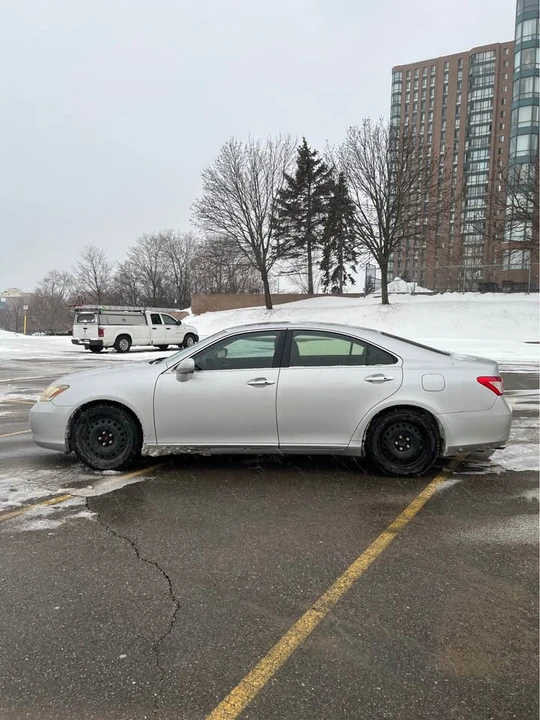 2008 Lexus ES 5th Gen - Image 11 of 19