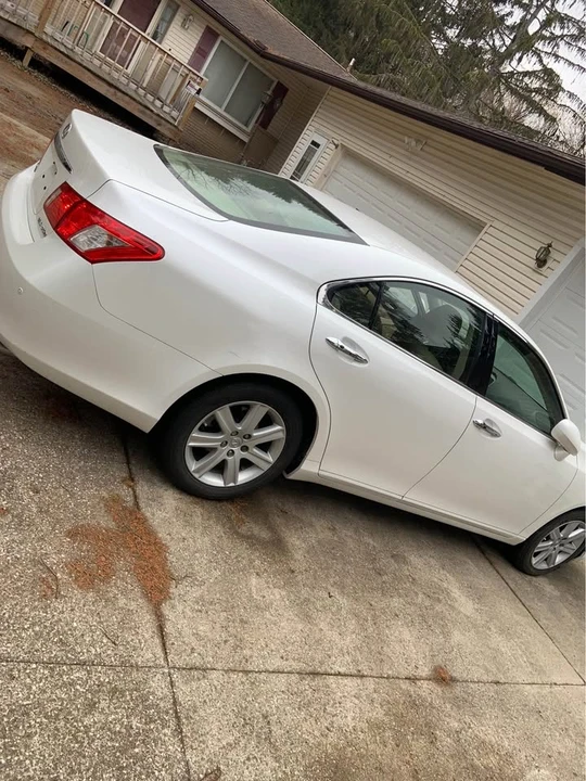 2008 Lexus ES 5th Gen - Image 3 of 6