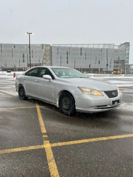 2008 Lexus ES 5th Gen - Image 3 of 19