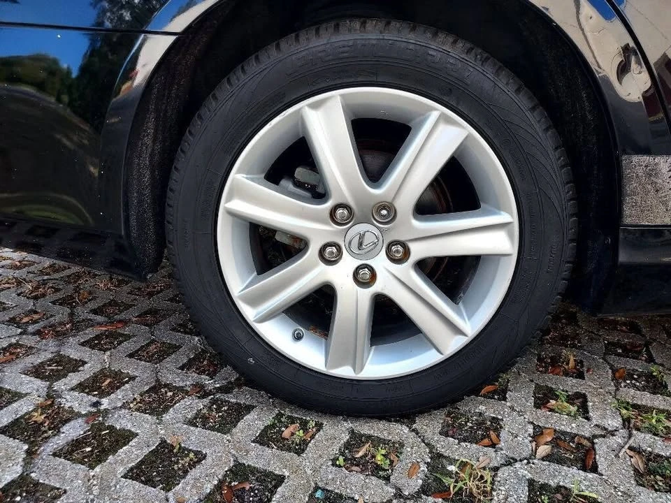2008 Lexus ES 4th Gen - Image 8 of 19