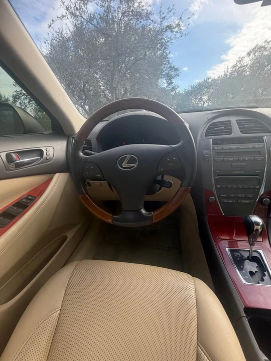 2008 Lexus ES 4th Gen - Image 9 of 14