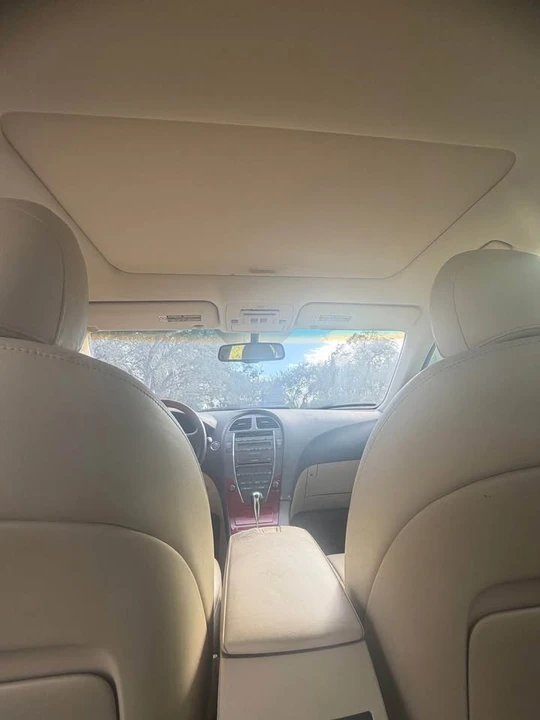 2008 Lexus ES 4th Gen - Image 12 of 14