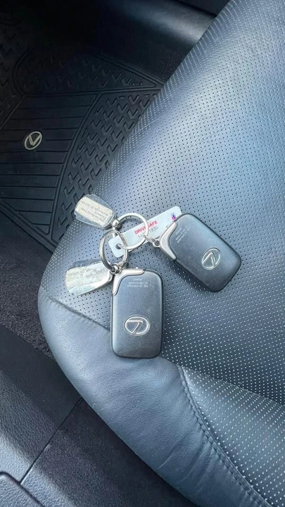 2008 Lexus ES 5th Gen - Image 13 of 19