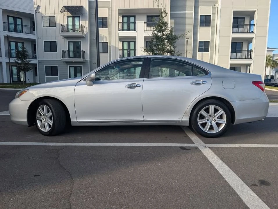 2008 Lexus ES 5th Gen - Image 6 of 19