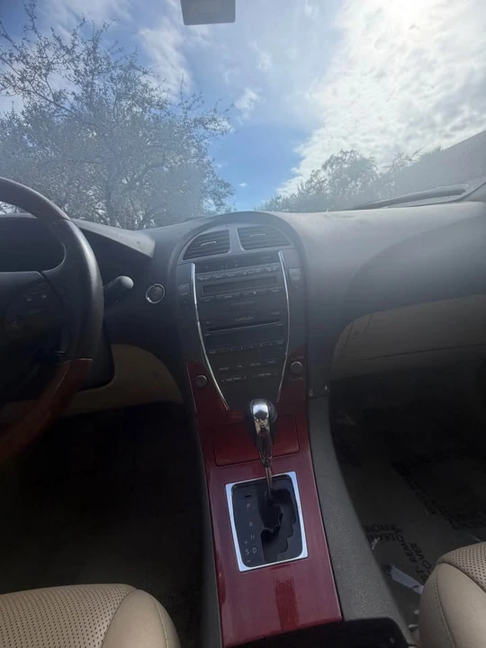 2008 Lexus ES 4th Gen - Image 10 of 14