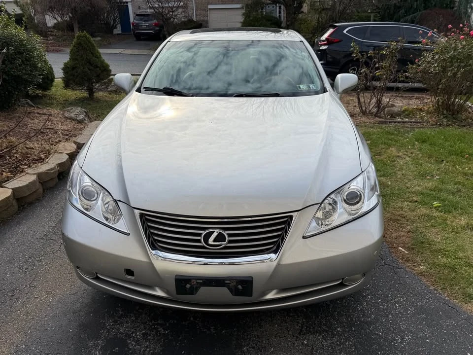 2008 Lexus ES 5th Gen - Image 8 of 9