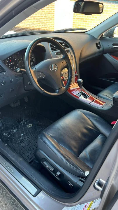 2008 Lexus ES 5th Gen - Image 14 of 19