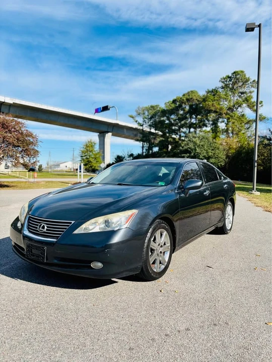 2008 Lexus ES 5th Gen - Image 5 of 17