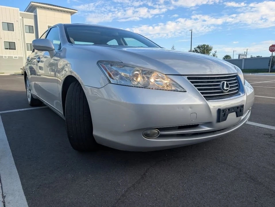 2008 Lexus ES 5th Gen - Image 4 of 19
