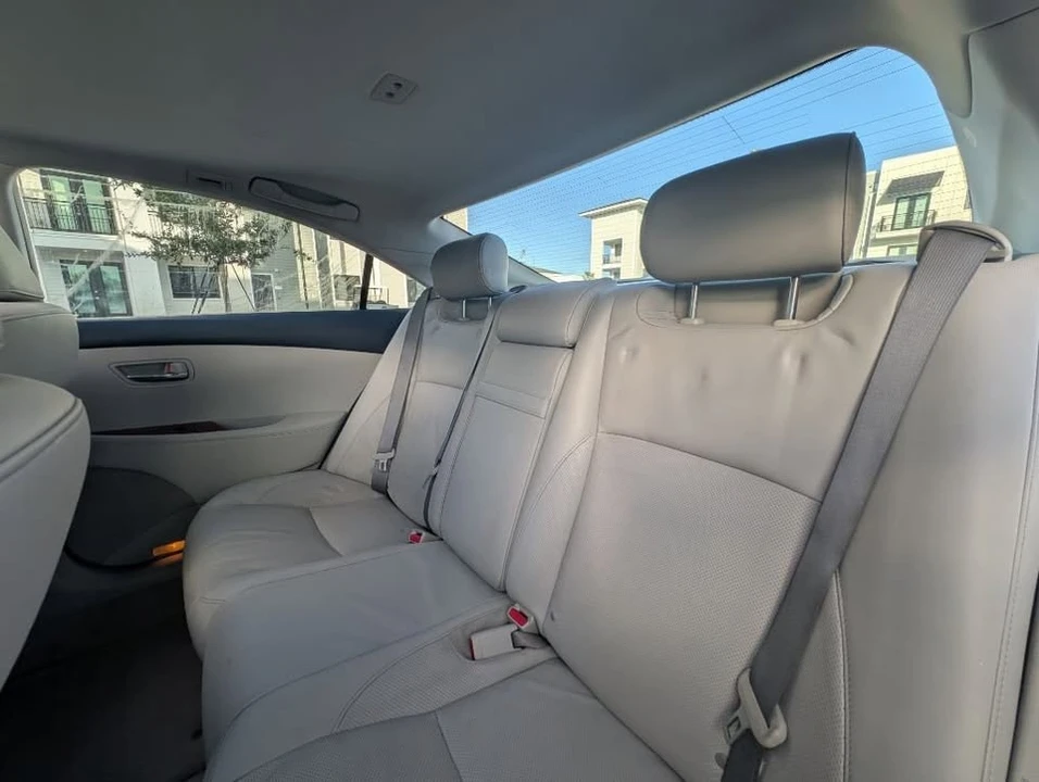 2008 Lexus ES 5th Gen - Image 18 of 19