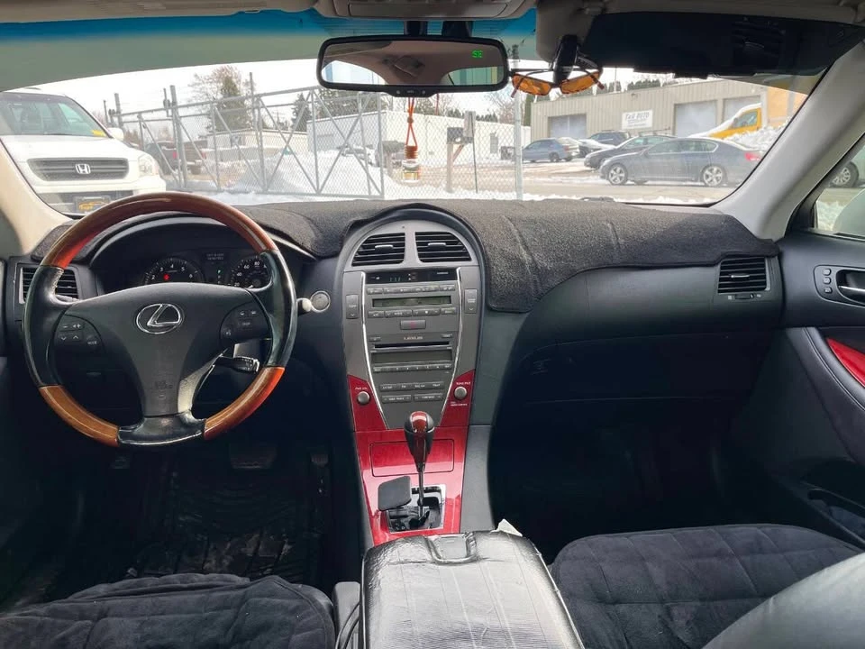 2008 Lexus ES 5th Gen - Image 14 of 20