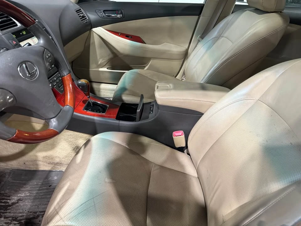 2008 Lexus ES 4th Gen - Image 9 of 12