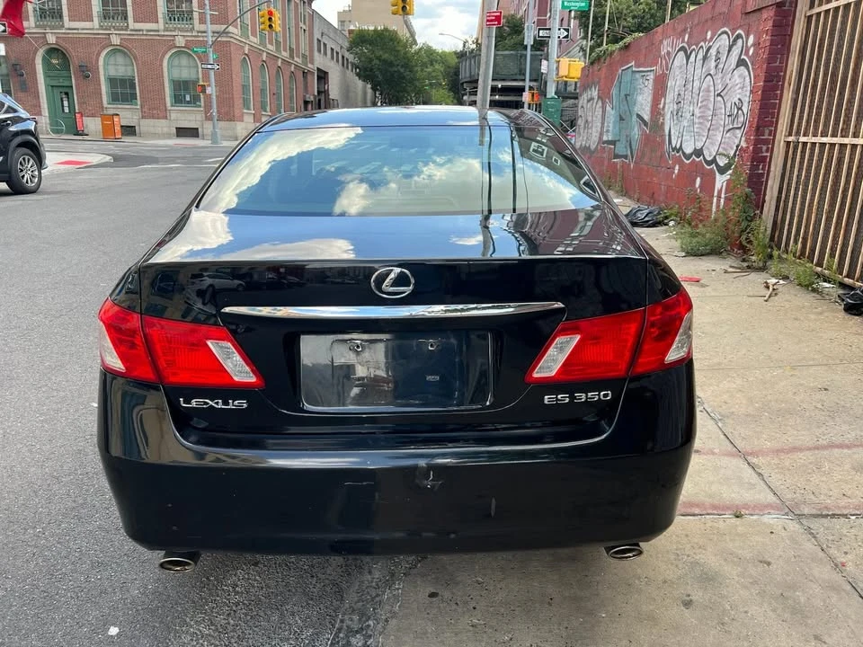 2008 Lexus ES 4th Gen - Image 5 of 9