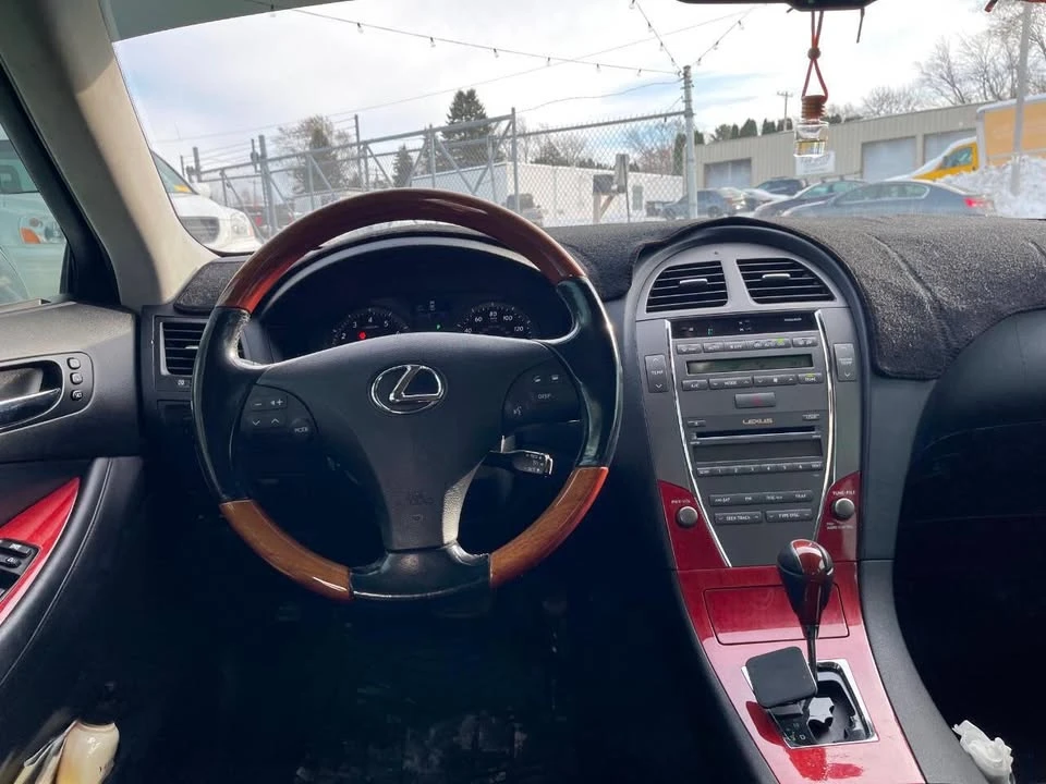 2008 Lexus ES 5th Gen - Image 15 of 20