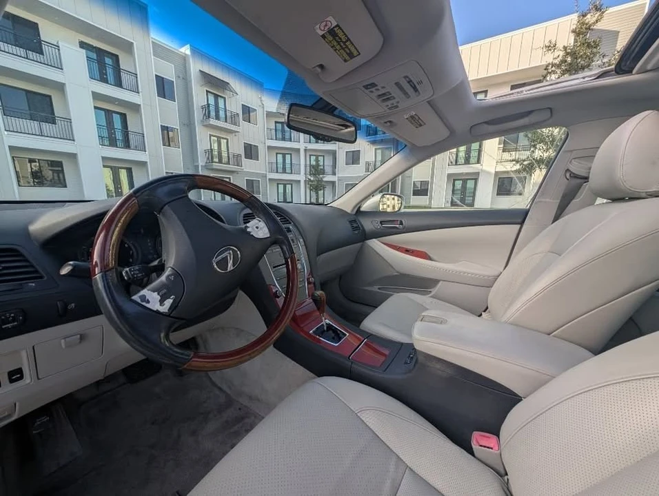 2008 Lexus ES 5th Gen - Image 14 of 19