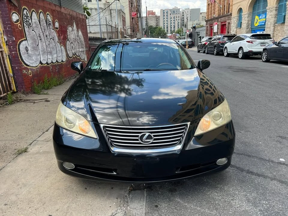 2008 Lexus ES 4th Gen - Image 2 of 9